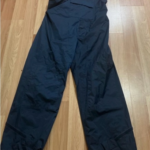 Against The Elements Snow pants - Picture 4 of 5